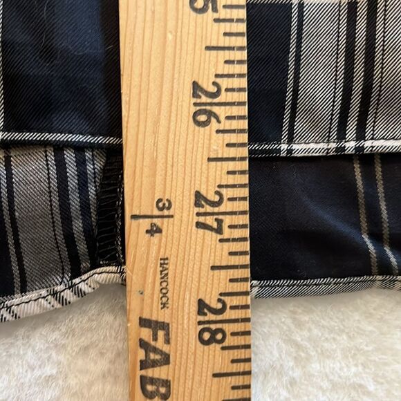 New! DREW Cold shoulder plaid tartan top in Charcoal Size Small NWT - Picture 12 of 15